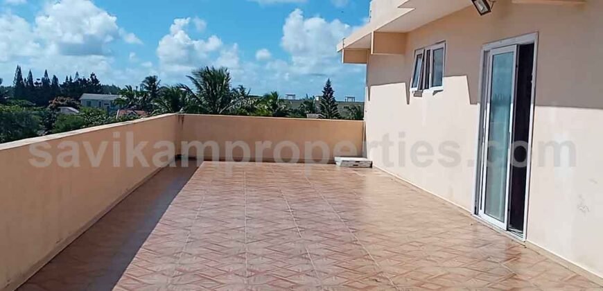 BLUE BAY (Grant Port) High standing PENTHOUSES for sale – 50 meters from the beach – beautiful view on the lagoon