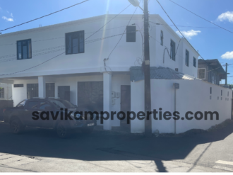 Commercial building for sale at bassin