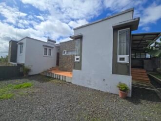 House for sale at Abattoir Rd La Caverne Vacoas