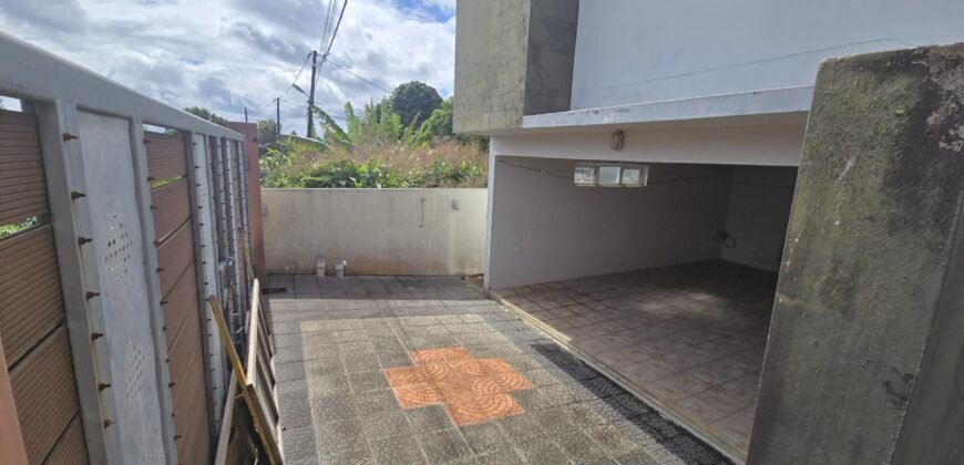 House for sale at Abattoir Rd La Caverne Vacoas