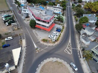 COMMERCIAL BUILDING FOR RENT