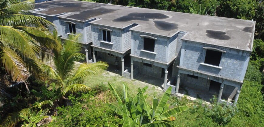 VILLAS FOR SALE – POUDRE D’OR (unfinished)