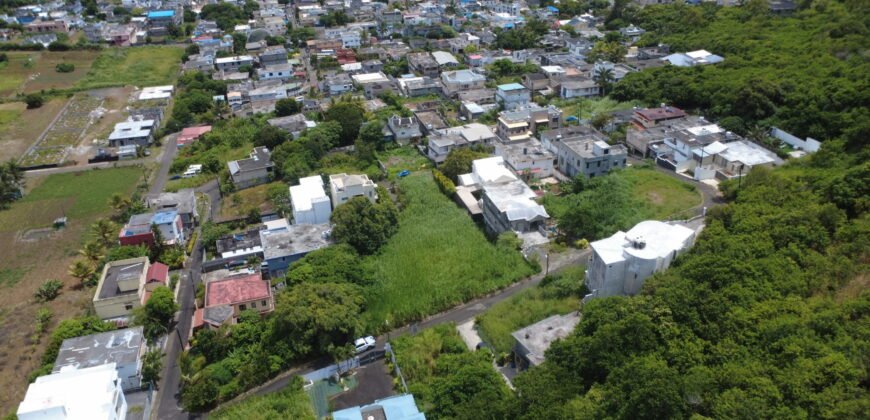 RESIDENTIAL LAND FOR SALE – CANDOS / QUATRE BORNES