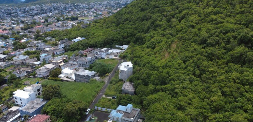 RESIDENTIAL LAND FOR SALE – CANDOS / QUATRE BORNES