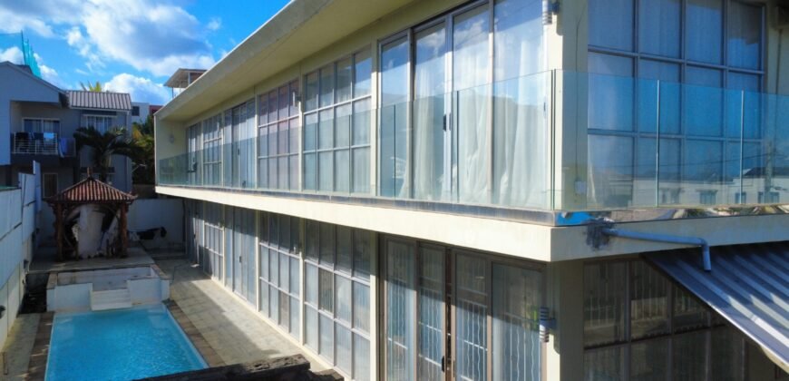 FOR SALE – 2 MODERN APARTMENTS IN FLIC EN FLAC, MAURITIUS