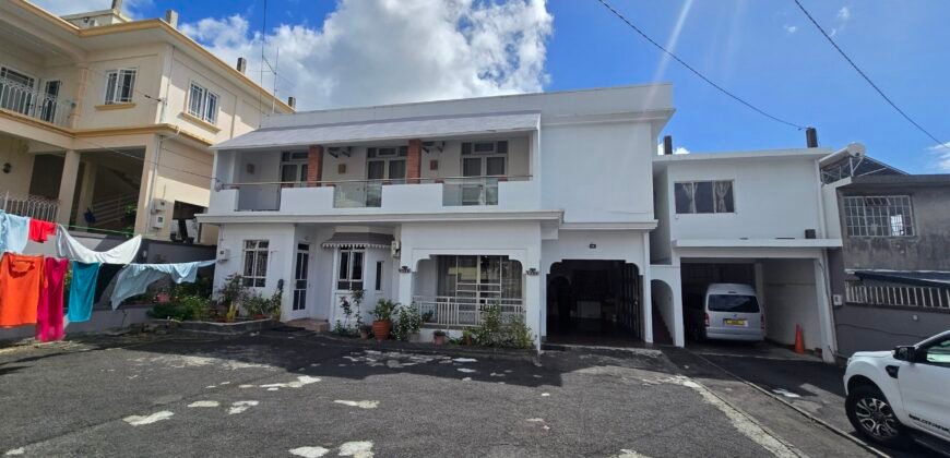 6-Bedroom Residence with Attached Studio – Glen Park