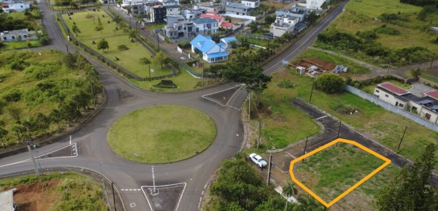 RESIDENTIAL LAND FOR SALE Hermitage / Les Plaines de l’Ermitage
